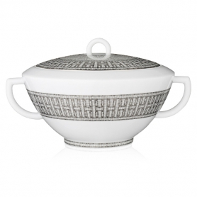 soup tureen