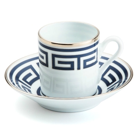 6 coffee cups with saucers