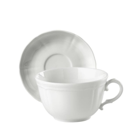 6 tea cups and saucers