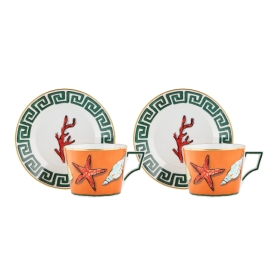 2 tea cups and saucers