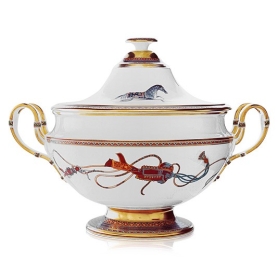 soup tureen