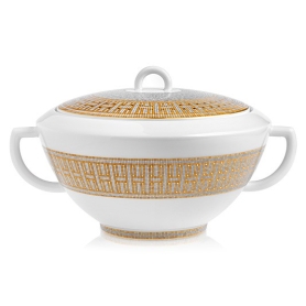 soup tureen