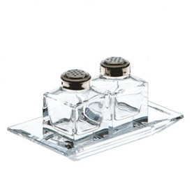salt & papper shakers with tray
