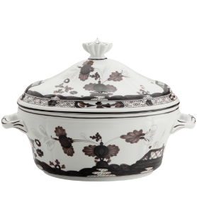 soup tureen