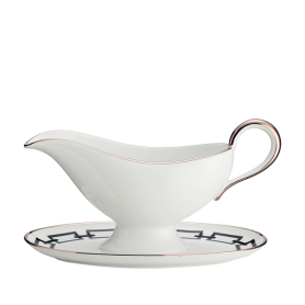 sauce boat with stand