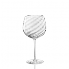 2 wine glasses